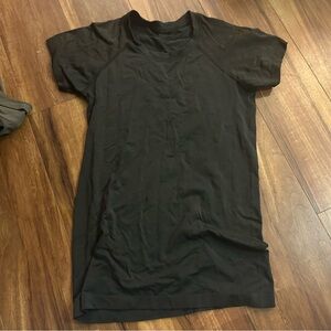 Lululemon Black Swiftly